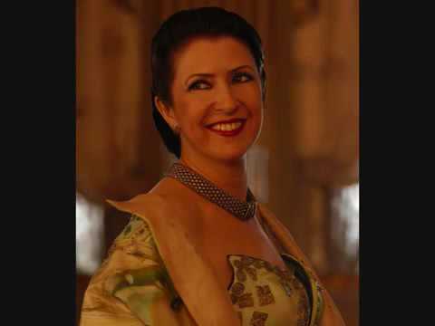 Melihat Gülses - Bülbülüm altın kafeste