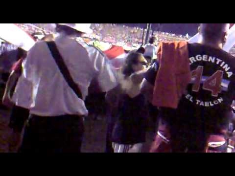 Los borrachos del tablon... yo lo sigo a river a todos lados