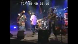 The Roots - Live in Montreux 1994 - Proceed / Distrortion To Static / Mellow My Man