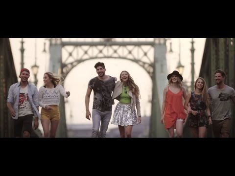 Bogi & The Berry - Körút (Official Music Video)