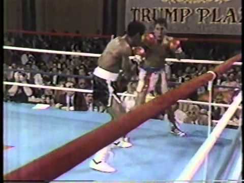 Hector Camacho Sr. vs Howard Davis Jr.