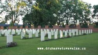 preview picture of video 'Malbork - Commonwealth War Cemetery 1939 - 1945'