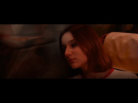 Karolina "Caroline" Ziemlicka - Znikaj (Official Video)