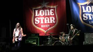 Los Lonely Boys -- The Man to Beat