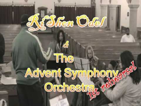 RiShon Odel conducts the Advent Symphony Orchestra