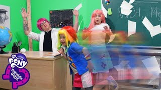 Радуга Дэш СБЕЖАЛА ИЗ КЛАССА?! Флаттершай ты ЛИШНЯЯ! Школа НЕ ДЛЯ СЛАБАКОВ! Back to school funny