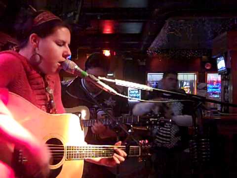 SASHA MERCEDES AT THE MN SONGWRITER SHOWCASE AT PLUMS 11 14.MP4