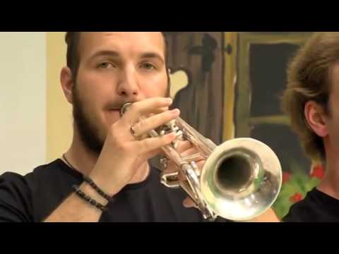 Grajski kvintet - Ko je ljubezen mlada﻿-Četrtkova podkoknica 9.6.