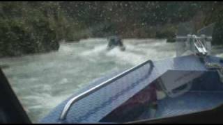 preview picture of video 'Jet boating WWA Rogue River Run 2007'