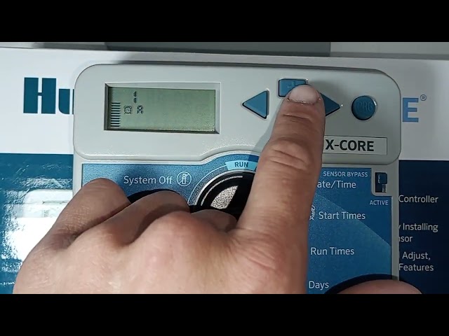Vídeo relacionado con Hunter XC-601I-E - Programador de riego eléctrico Interior, Color Gris