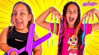 Maria Clara e a História Engraçada sobre Sonhos Estranhos com Cabelos Coloridos - MC Divertida