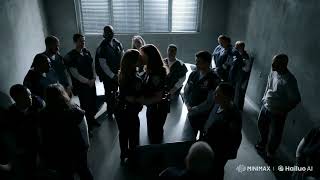 Download lagu lesbian cops kissing in custody mp3