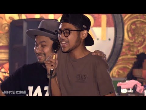 Mostly Jazz All Stars ft. Tompi - Menghujam Jantungku @ Sanur Village Festival 2017 [HD]