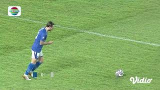 Download lagu Gol atau Tidak? Tendangan Bebas Marc Klok-Persib di Menit Pertama Hampir Menjebol Gawang Persija mp3