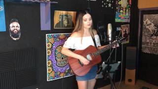 S2 - Ep 4 - Chelsea Berman - Wait it out and see -  Live at Charlie's Place - Part 2/4