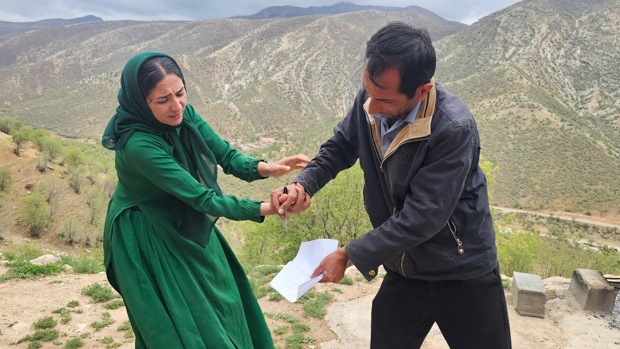 What Happened the Other Day?! What Does Adel Want Behnaz to Sign? 😱