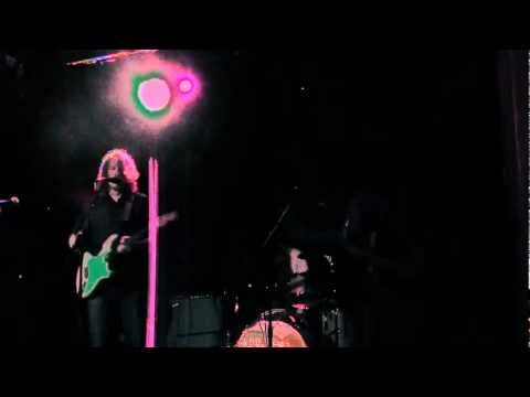 Branden Daniel & The Chics - Calculator - Live Santa Cruz