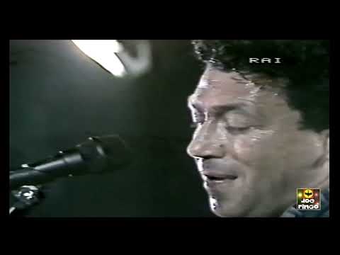 Edoardo Bennato "Guarda là" (Live).