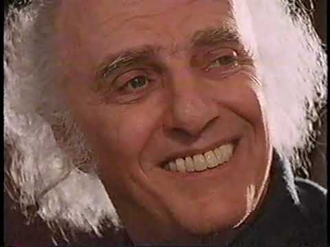 Biographie - Gilles Vigneault, une enfance à Natasquan 1993