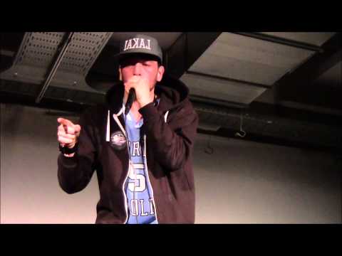 Ball Zee Showcase at Oops Beatbox Battle - 7 to smoke!!