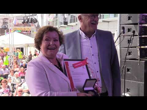 Erepenning van de gemeengte Land van Cuijk voor Liily van Neerven