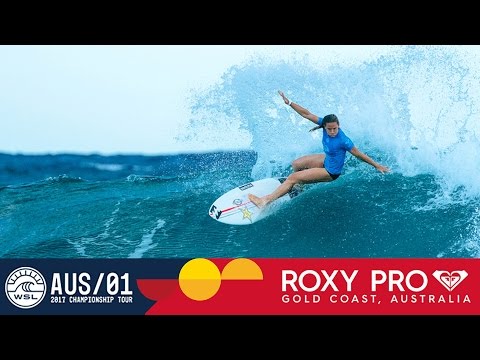 Stephanie Gilmore & Courtney Conlogue's Dramatic Final Exchange | Roxy Pro 2017 Round Four, Heat 4