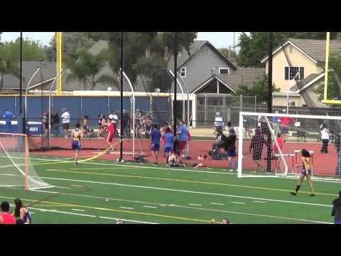VarG 400m vs Fountain Valley 4-22-15 - Los Alamitos Girls