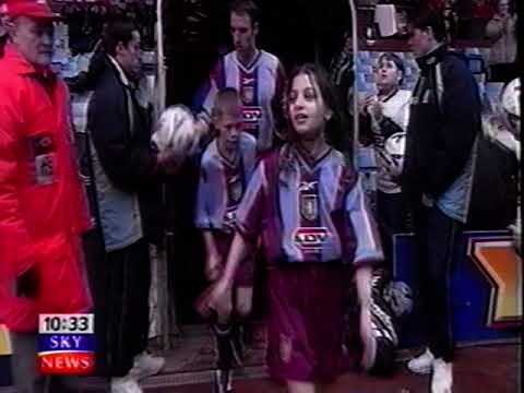 Aston Villa v Leeds Utd F.A. Cup 5th Rd 30-01-2000