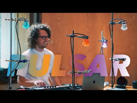 The Synth Made of Light