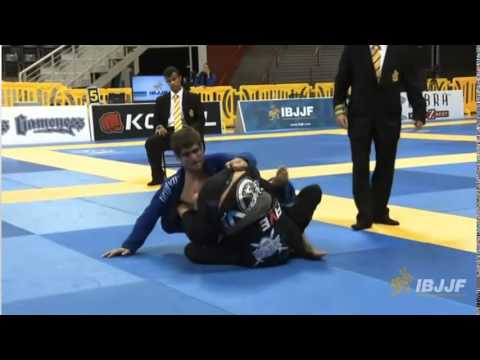 michael liera jr vs alex cabanes gisbert, worlds 2014 Finals Brown Light