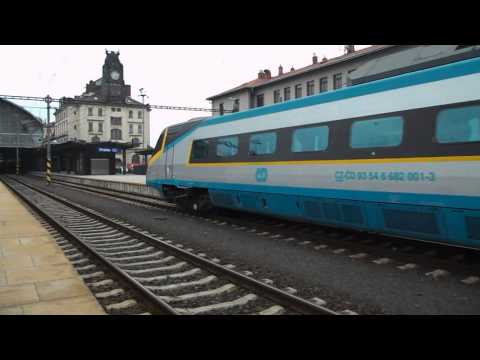 Odjezd vlaku SC 511 Pendolino (ČD 680.001) - Praha hl.n., 11. 3. 2013