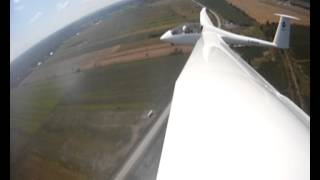 preview picture of video 'duo discus gliding ottawa river'
