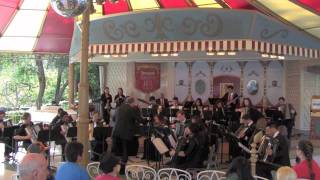Little Saint Nick - Martin Music Center and D&G Accordion Orchestra - Disneyland