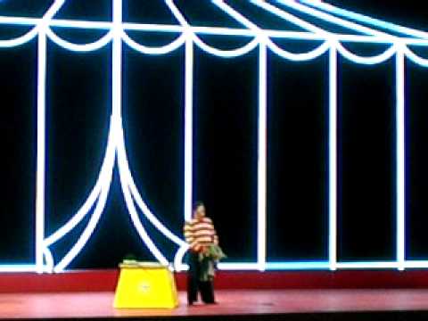 "Vesti la Giubba" (Luis Ledesma)