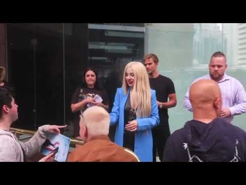 Fan mistaking Ava Max for Lady Gaga