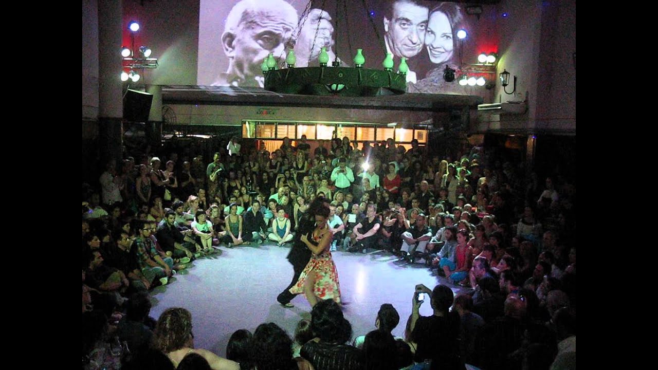 MARIANO "CHICHO" FRÚMBOLI y JUANA SEPÚLVEDA en Viva La Pepa! Milonga (3/5)