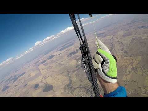 Paragliding Conargo Australia - 180km XC (NSW to Victoria)