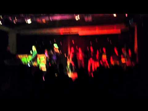 Mikilootzu Malanovah blackout Modica