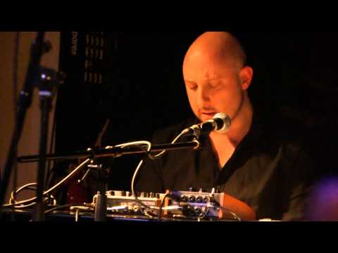 JD73 ElecTrio - 4 on 4 (LIve at The Troubadour)