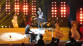 Brendon Urie Aerosmith cover &quot;Dream on&quot; live @Miss Universe