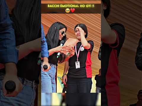 Baachi Samridhi Mam Ko Dekh Kr Rone Lagi 🥺❤️ #physicswallah #emotional