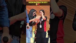 Baachi Samridhi Mam Ko Dekh Kr Rone Lagi 🥺❤️ #physicswallah #emotional