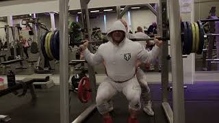 vanha nainen antaa Blow Jobs