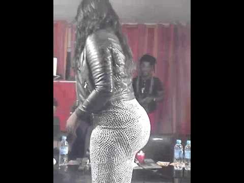 download lagu mp3 mp4 La Chanteuse De Paris, download mp3 La Chanteuse De Paris free downloadn, video klip La Chanteuse De Paris