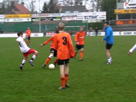 De Bataven C3D - RKSV Driel C2D (24-11-2012)