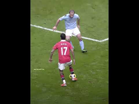 Wayne Rooney Perfect Bicycle Kicks 😳