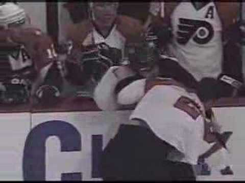 Umberger vs Orpik Nov 7, 2007