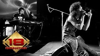 Download lagu Slank - Ku Tak Bisa (Live Konser Klaten Jateng 15 April 2006) mp3