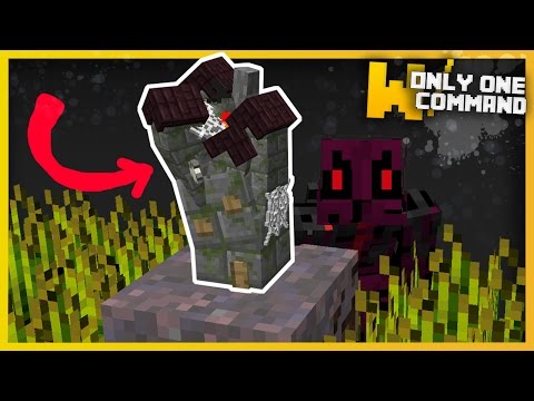 TheRedEngineer - Minecraft: Micro Haunted House with only two command blocks! 👻 (Halloween Haunted House)