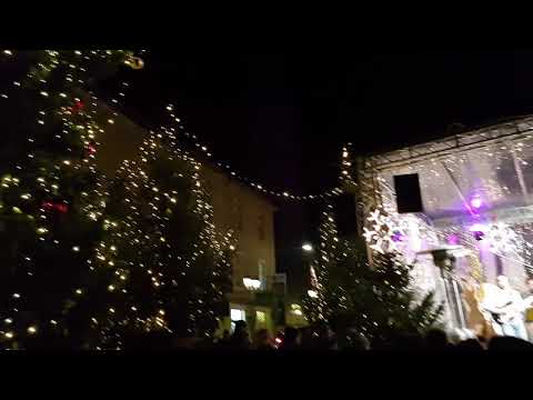 Manca Špik v Celju Veseli december